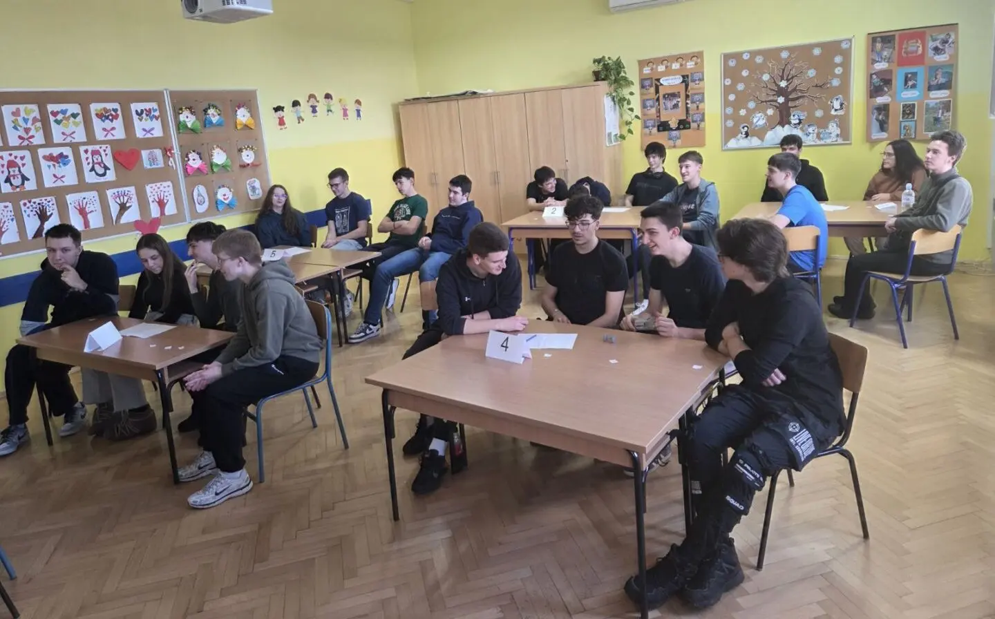Križevačkim učenicima četiri prva, drugo i tri treća mjesta na Županijskom natjecanju iz matematike